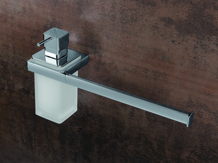 B6274 Полотенцедержатель 32 см с дозатором (хром) COLOMBO LULU Colombo Design - Вид №1