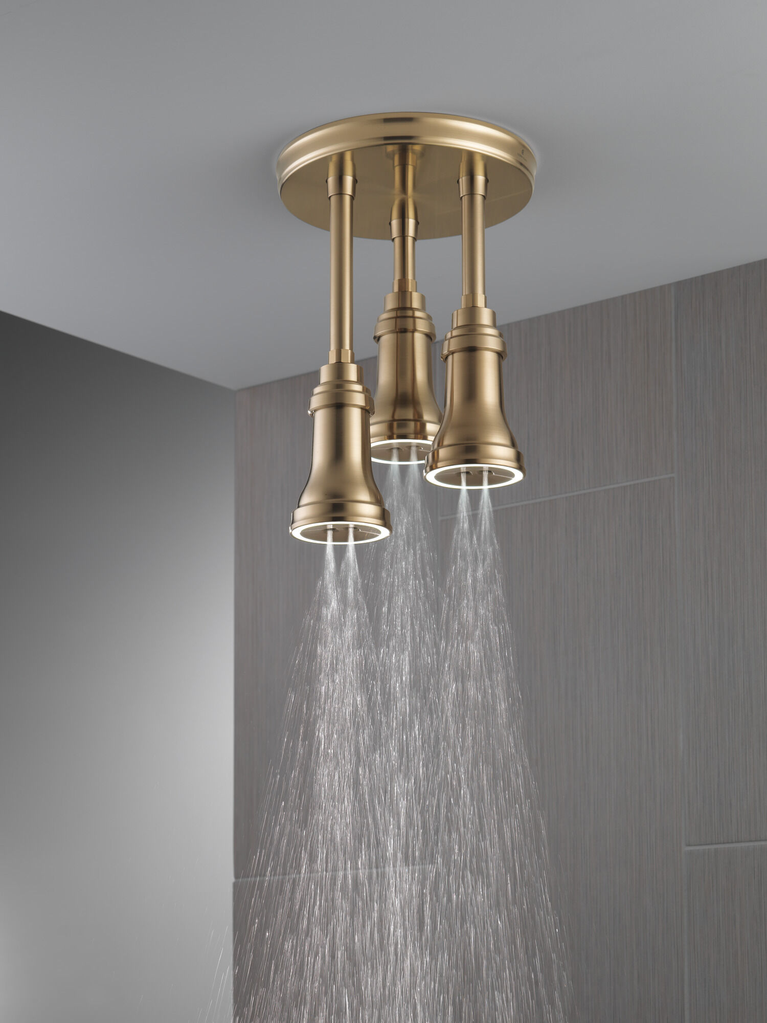 57190-CZ25-L Подвесная душевая лейка Raincan со светодиодной подсветкой H2Okinetic® Delta Faucet Universal Showering Шампанское бронза  - Вид №5