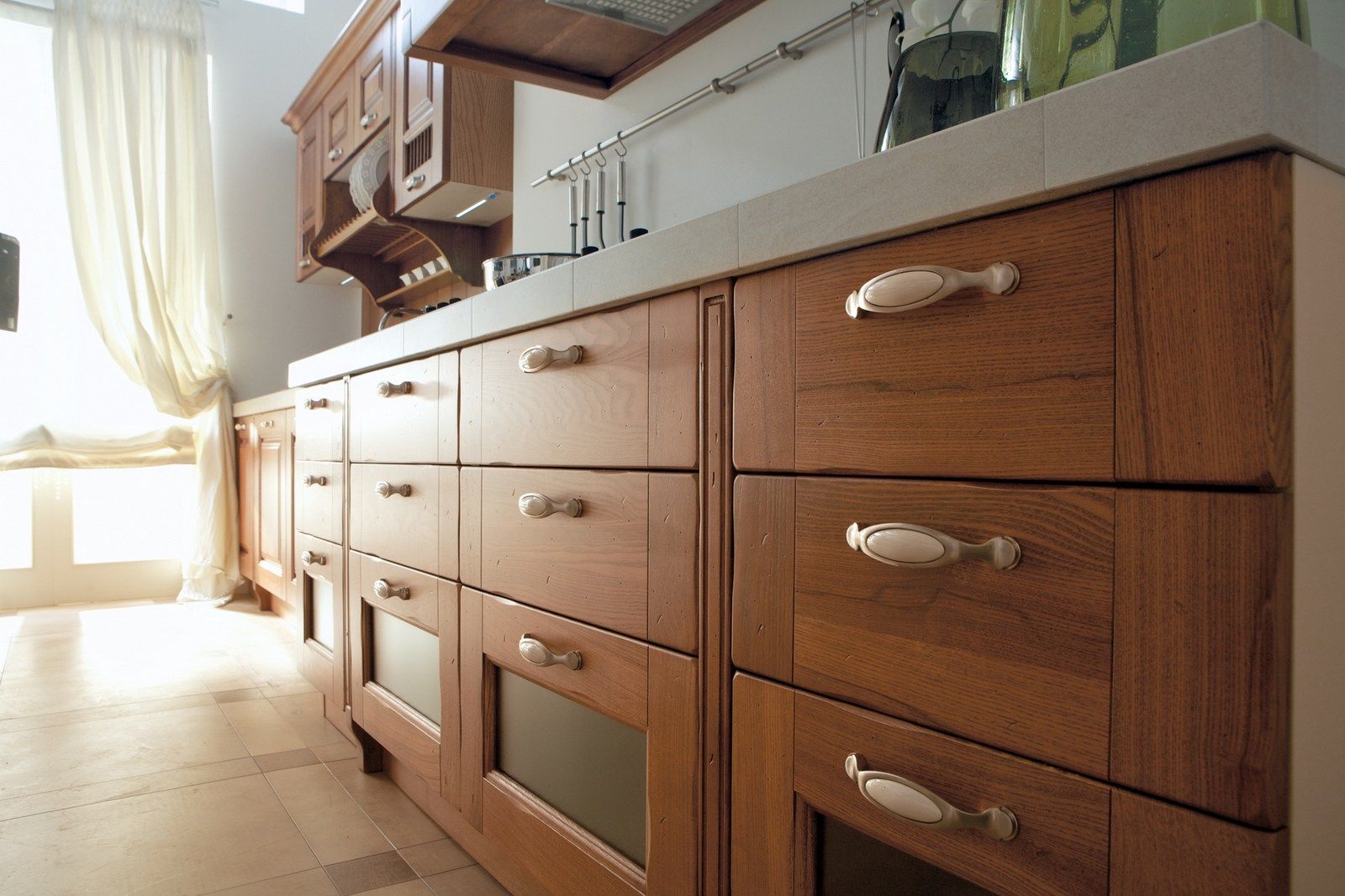 Линейная секционная кухня из ясеня Floritelli Cucine ARCH-00074128 - Вид №1