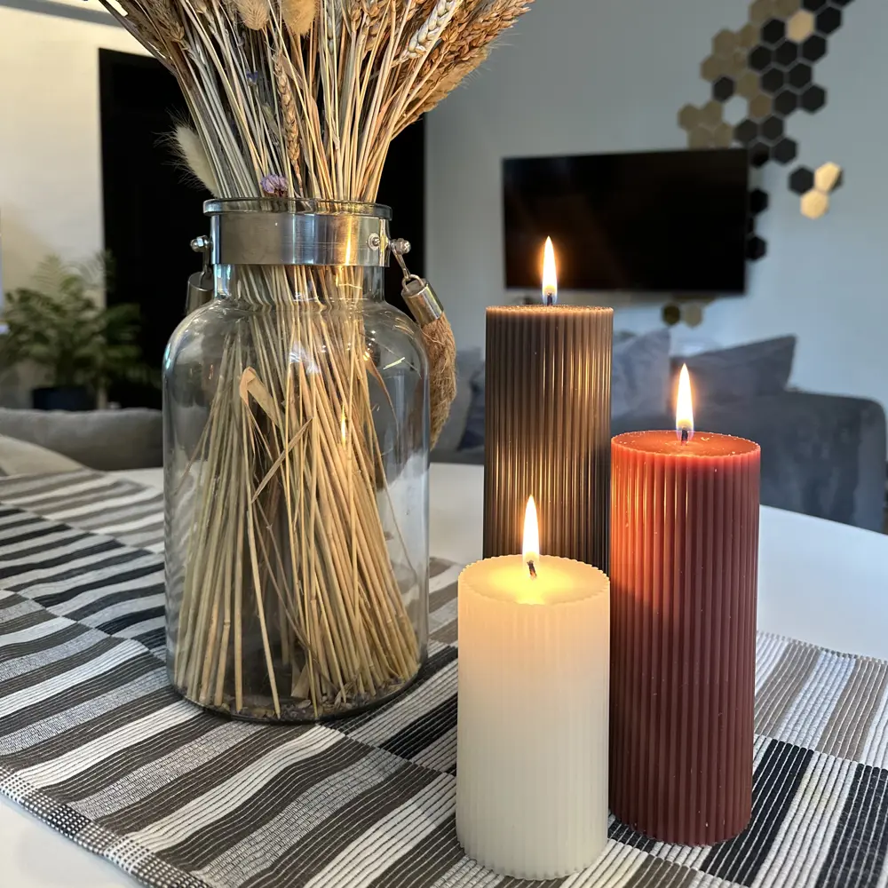 Дизайнерская свеча-столбик Ribbed белая 10 см Santreyd 89370278 STLM-0818472 - Вид №4