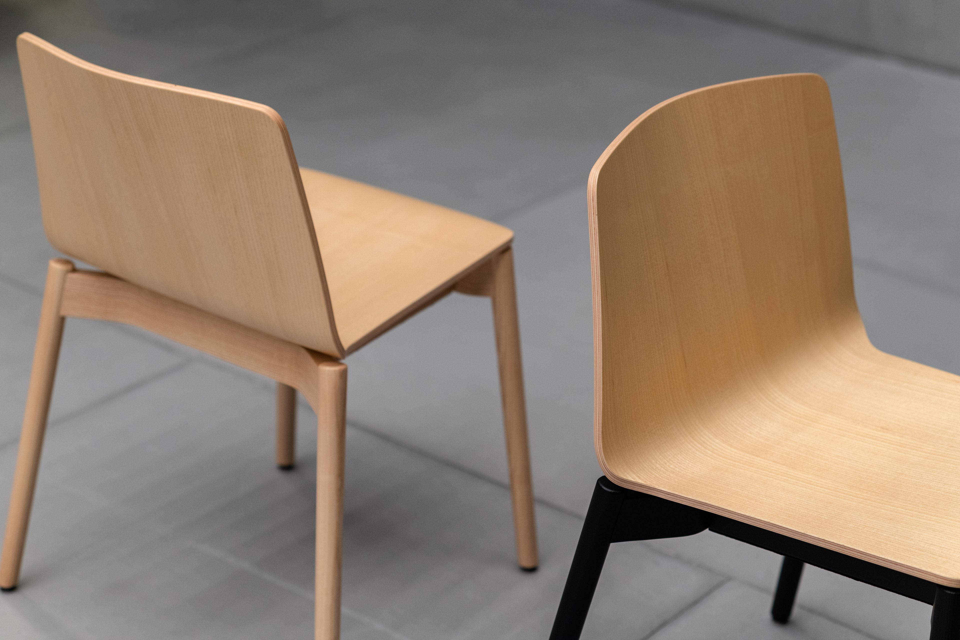 Штабелируемый стул из массива дерева Kristalia рама ARCH-00027397 - Вид №2