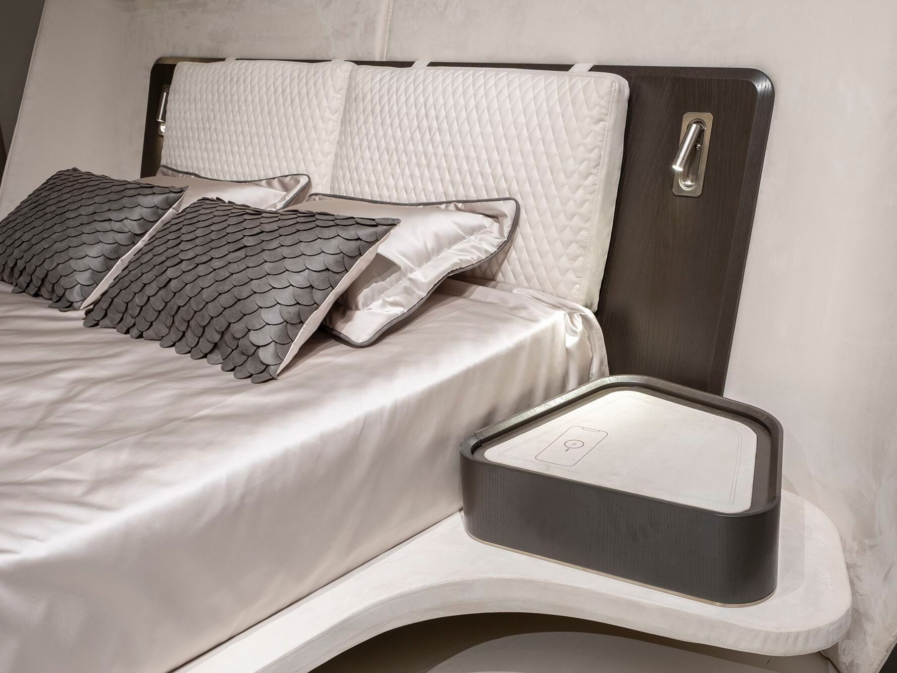 Двуспальная кровать с мягким изголовьем Zebrano Athena ARCH-00100820 - Вид №3