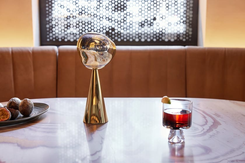 Светодиодная настольная лампа с батарейным питанием In Stock Tom Dixon ARCH-00119000 - Вид №4