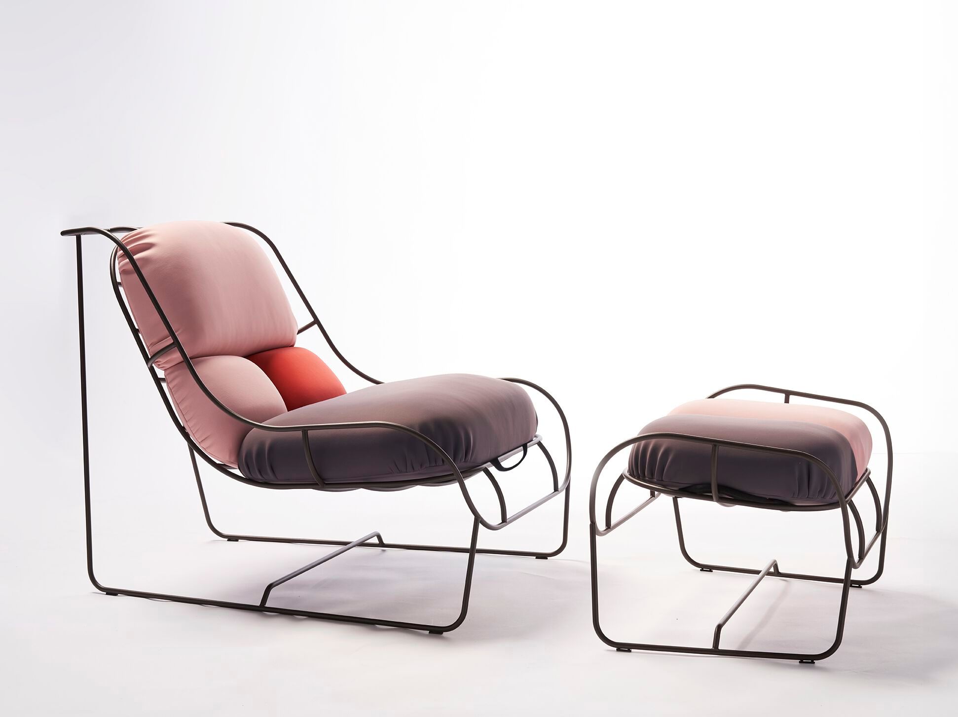 Окрашенное металлическое садовое кресло с подставкой для ног Poltronova плазма ARCH-00002817