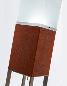 Кожаный светодиодный торшер