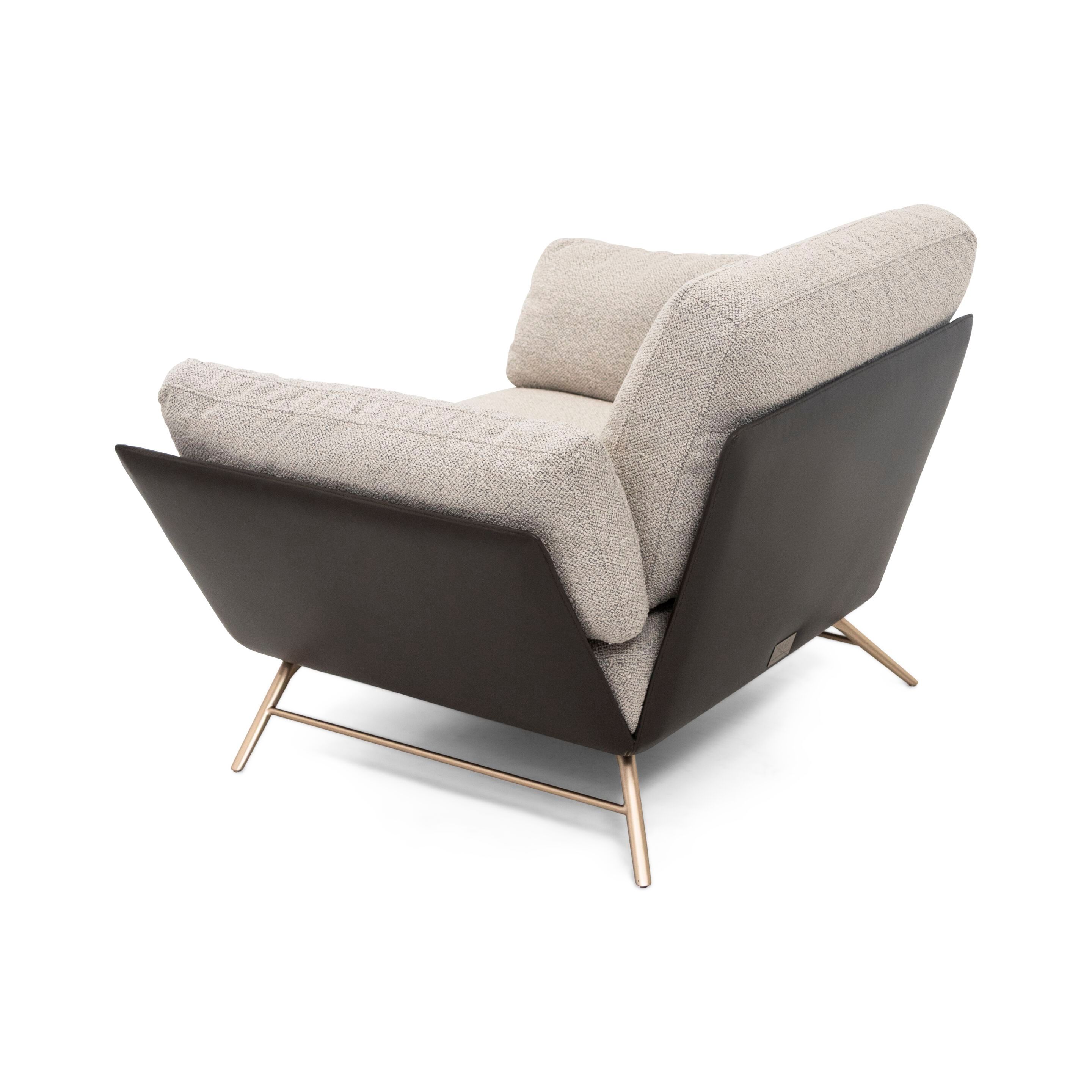 Тканевое кресло с подлокотниками Wayne Enterprises Home Collection WE-001 ARCH-00110273 - Вид №3