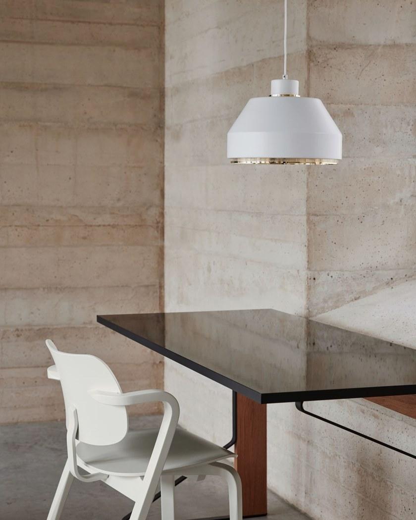 Artek Штабелируемый стул из бука с подлокотниками sun-id-1353389 - Вид №2