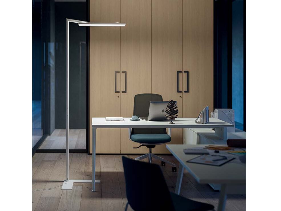 Алюминиевый светодиодный торшер Quadrifoglio Group Design Lighting ARCH-00019721