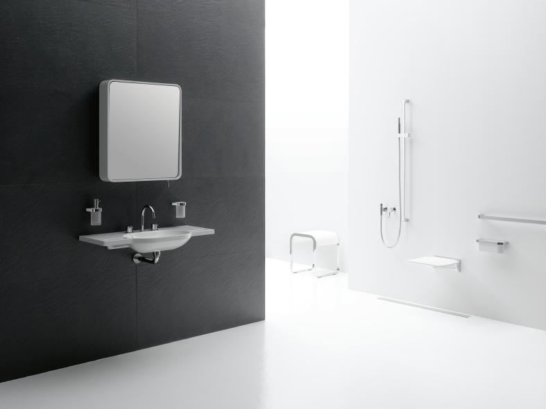 800.06.11045 Дозатор для мыла или дезинфицирующего средства с держателем HEWI USA Produkte  - Вид №3