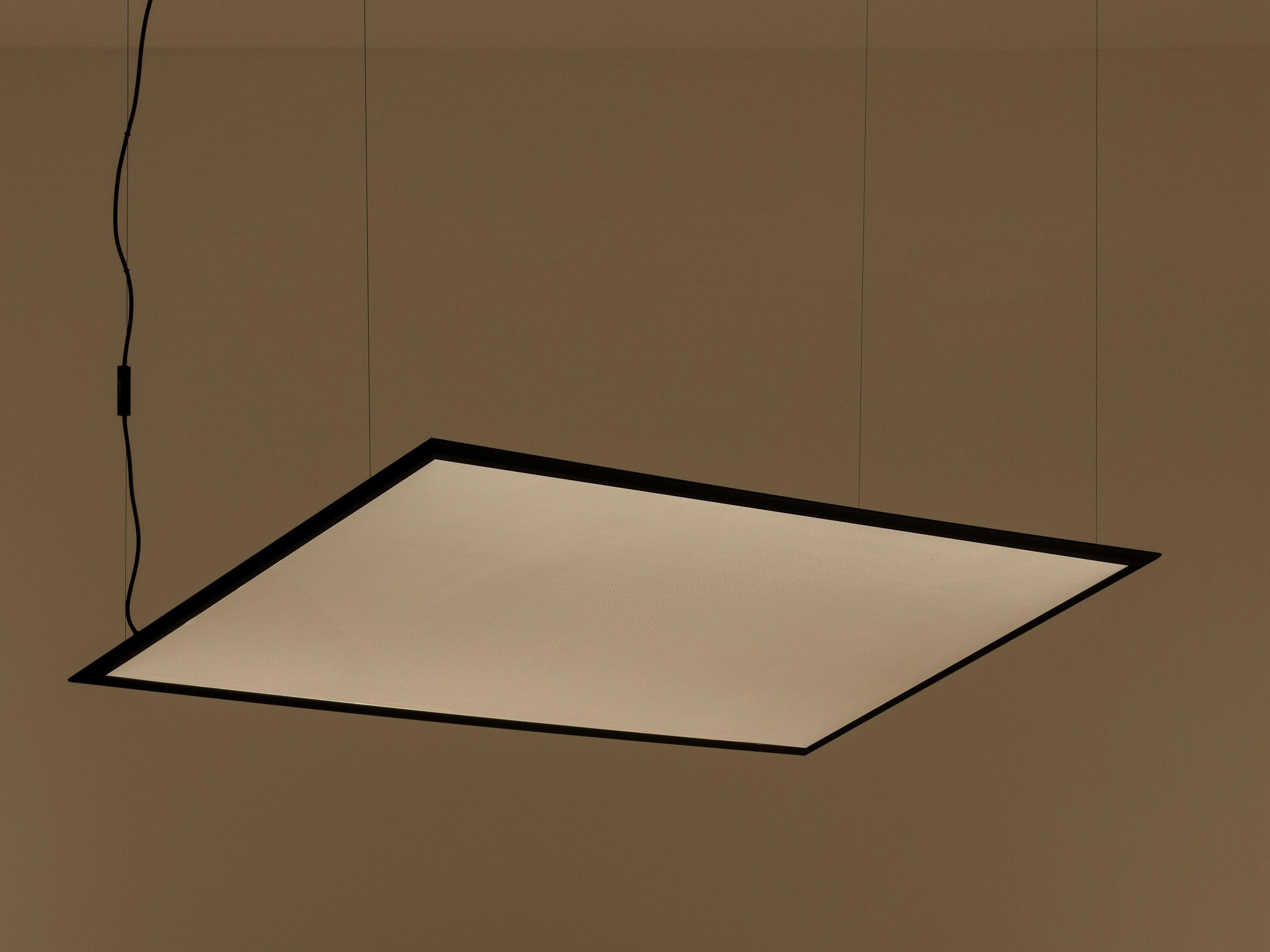 Светодиодный подвесной светильник Artemide Discovery ARCH-00064040