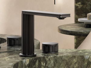 Смеситель для раковины с 2 отверстиями