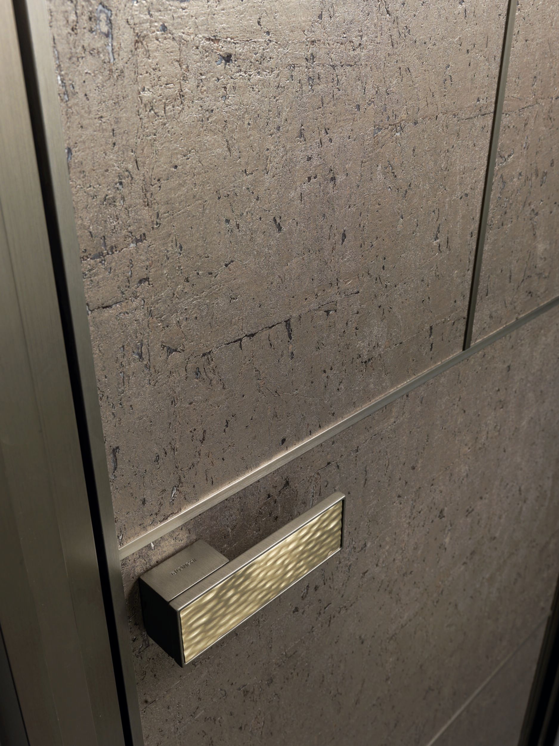 Пробковая распашная дверь Longhi Aluminiun Chic-Doors ARCH-00114223 - Вид №2