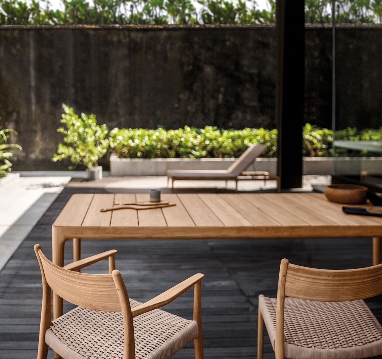 Прямоугольный садовый стол из тикового дерева Gloster ARCH-00058673 - Вид №3