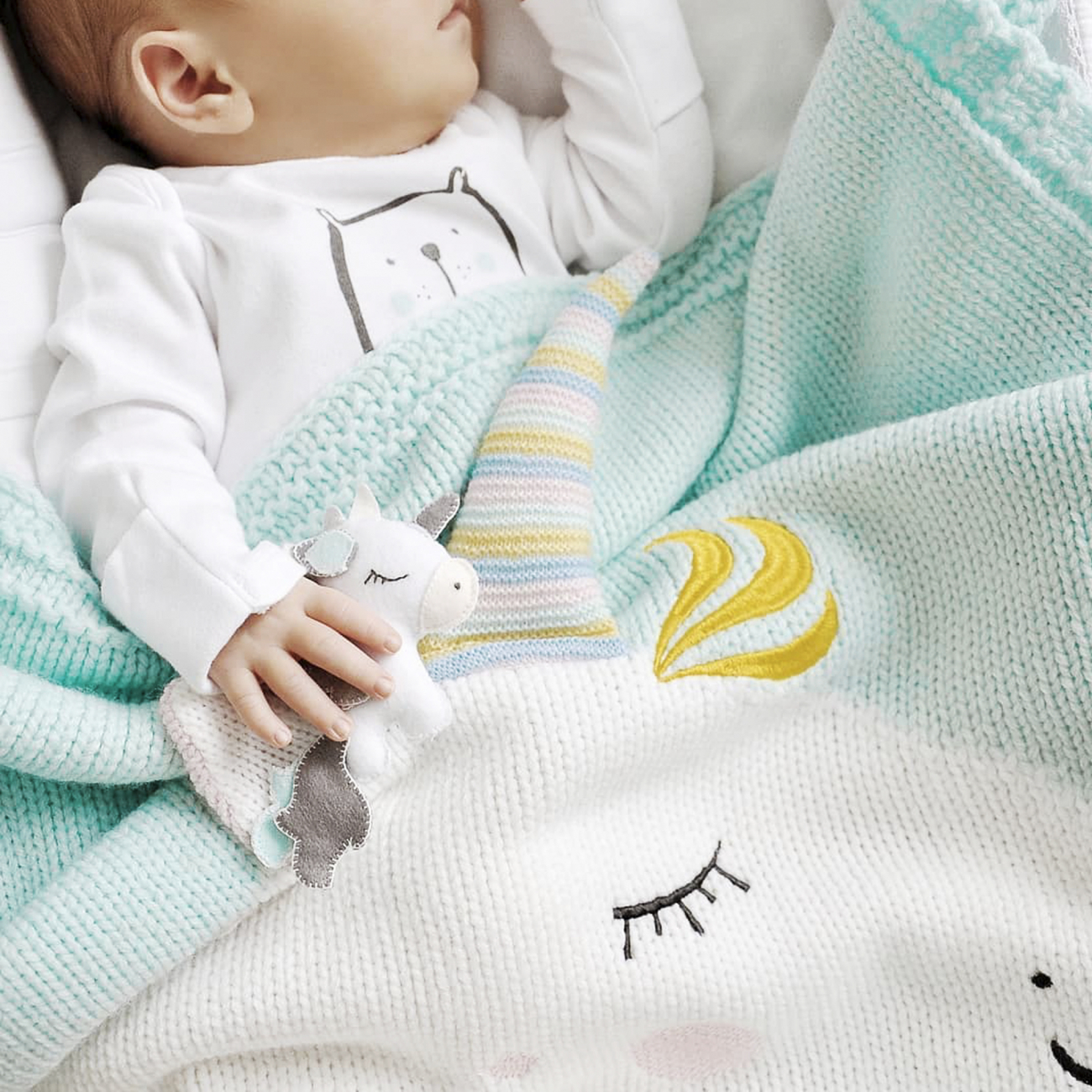 Плед ЕДИНОРОГ 60*120 св.бирюза+белый APERO ДИЗАЙНЕРСКИЕ, ЕДИНОРОГ, ЖИВОТНЫЕ 134604 Голубой  - Вид №1