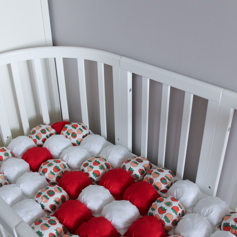 Одеяло бомбон Berry VAMVIGVAM  281948 Белый;красный Santreyd  - Вид №1