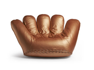 Кожаное кресло