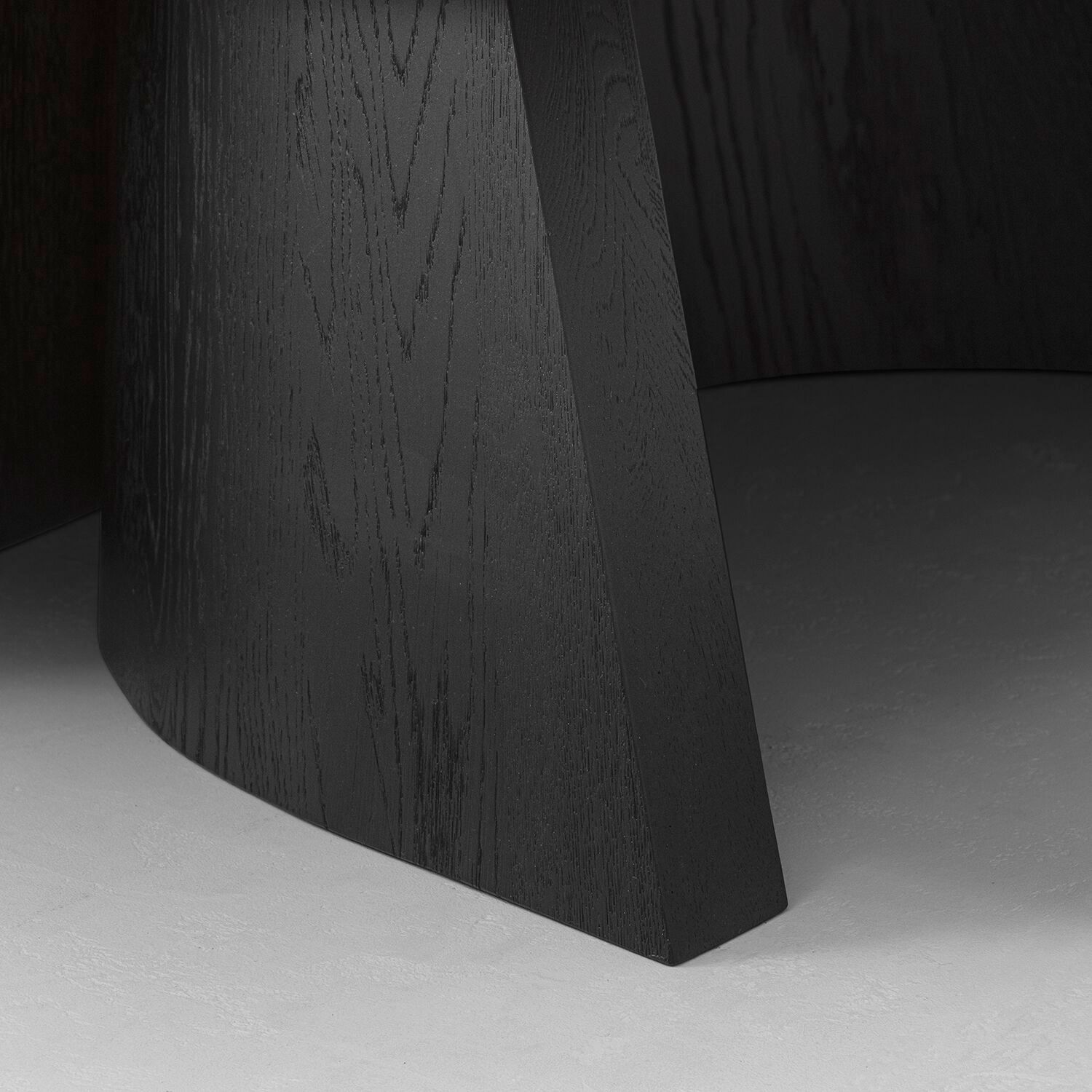 Шкаф из дуба с распашными дверцами Van Rossum Got ARCH-00054521 - Вид №3