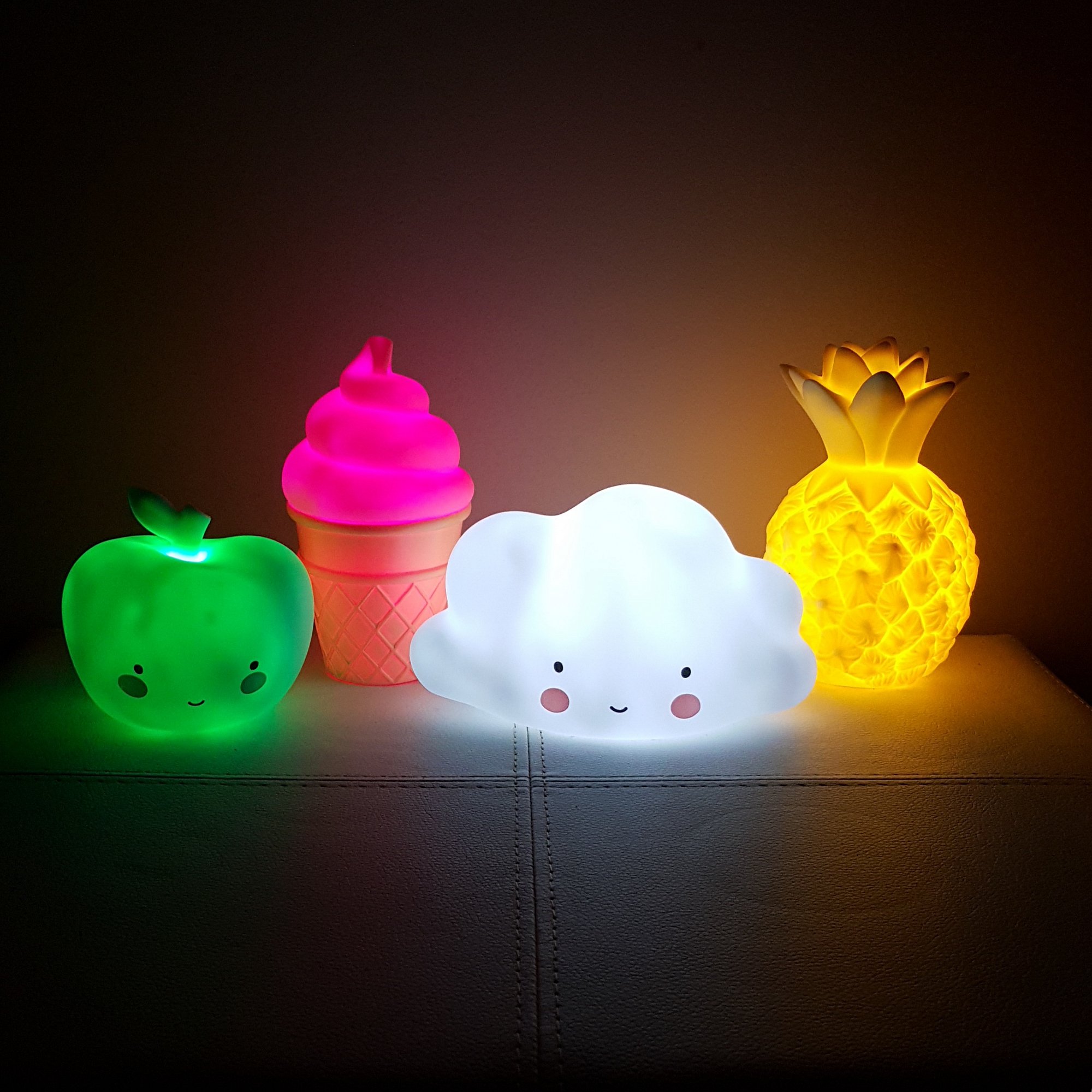 Ночник детский Yellow Pineapple LITTLE LOVELY COMPANY  281728 Желтый Santreyd  - Вид №4