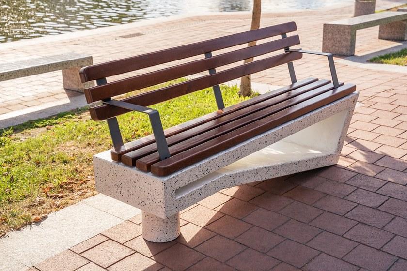ENCHO ENCHEV - ETE Скамейка из бетона и дерева со спинкой  120  - Вид №1