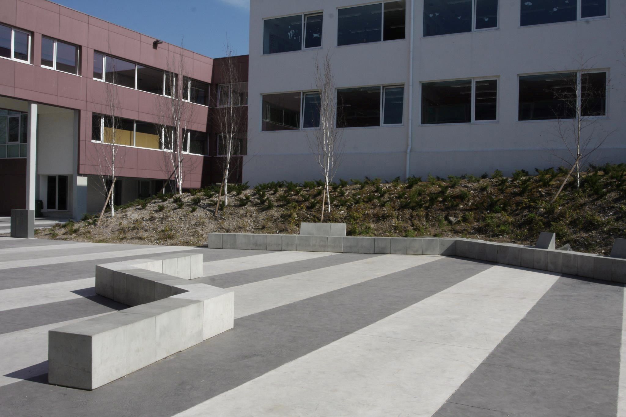 Бетонная скамья без спинки SIT форма ARCH-00106124 - Вид №8