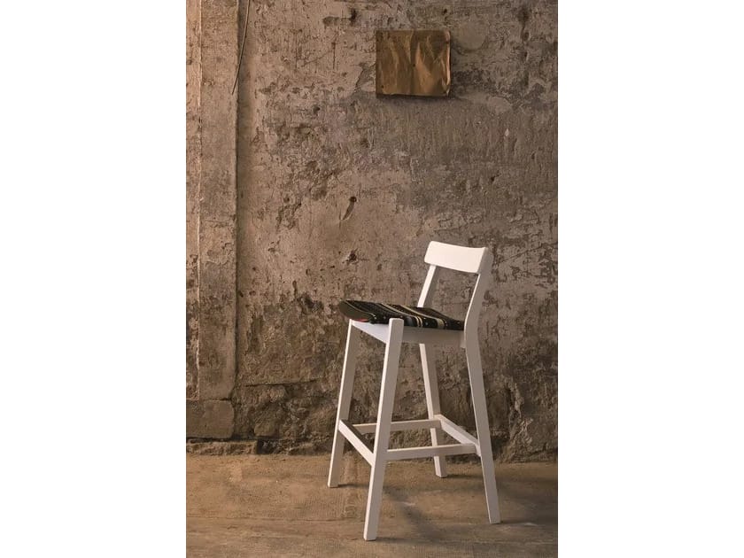 Высокий деревянный табурет с подставкой для ног Very Wood рамка ARCH-00023103 - Вид №4