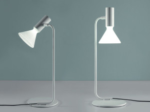 Светодиодная настольная лампа из дутого стекла