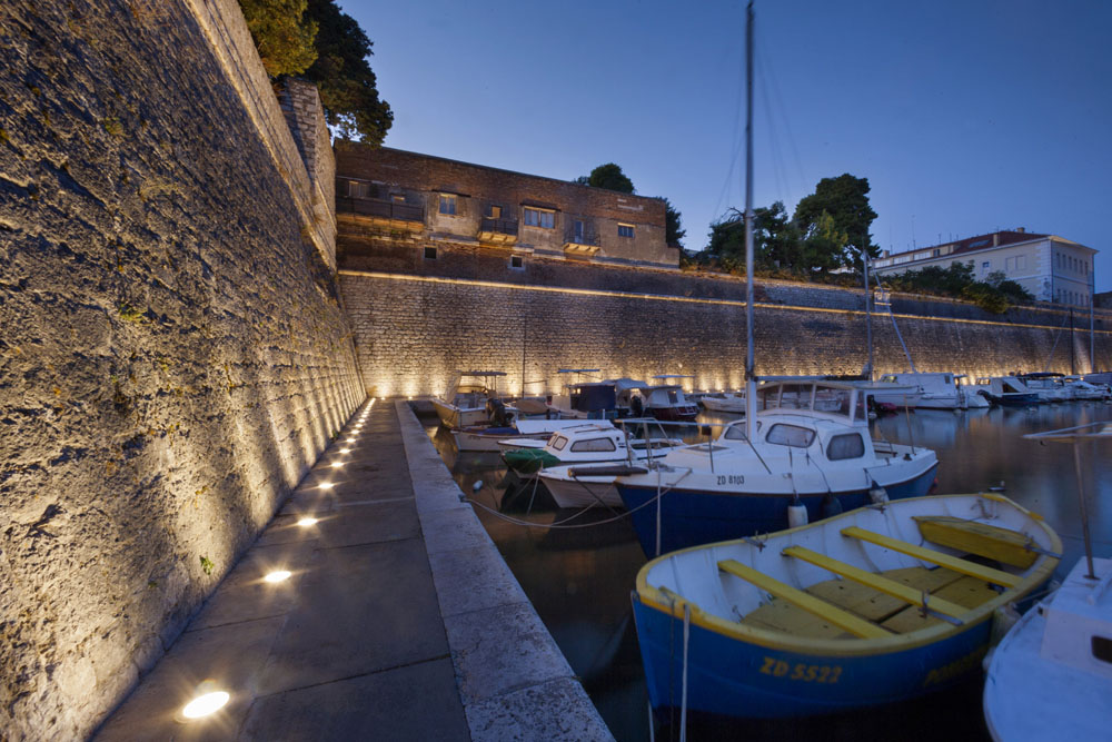 8481313 Встраиваемый в пешеходный пол Platek MEDIO FULL INOX  MEDIO FULL INOX - LED 3000K 28°  - Вид №2