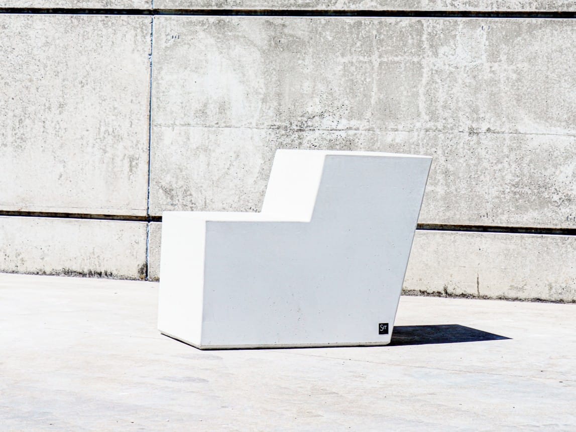 Бетонное наружное сиденье SIT форма ARCH-00068496