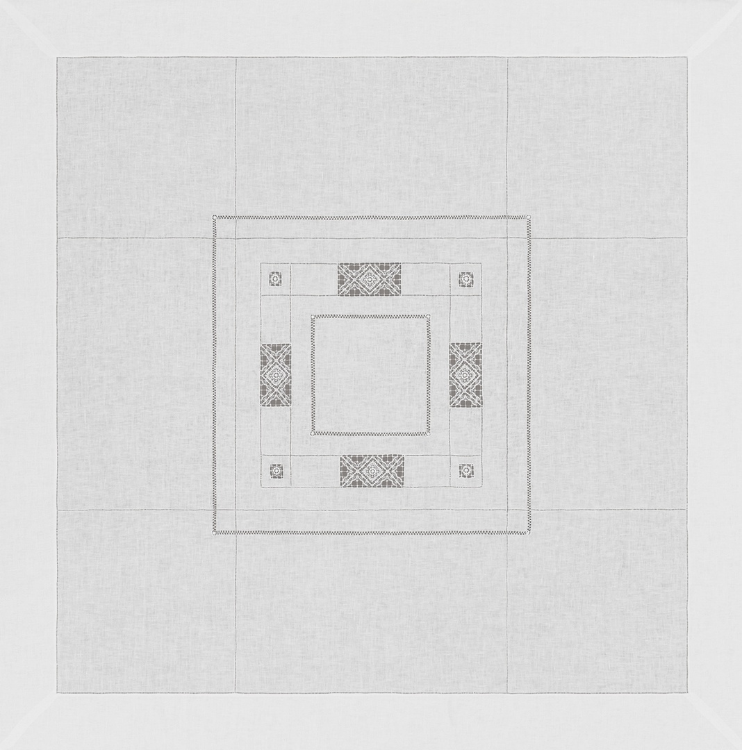 10616527 Крестецкая строчка Скатерть 150x150см Ткань 