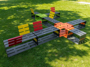 Модульная изогнутая скамья из нержавеющей стали