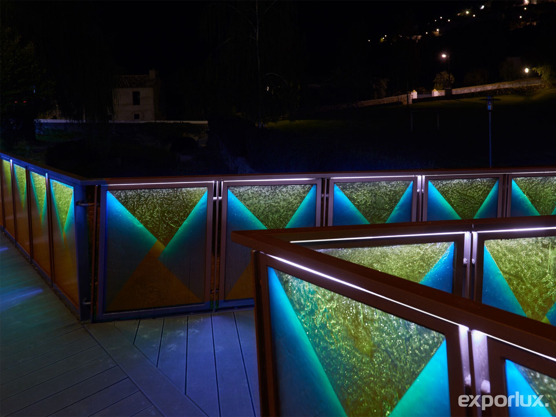 Линейный профиль для наружного поликарбоната с системой RGB Exporlux REGULED TP SL ARCH-00039378 - Вид №3