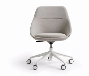 Offecct Офисное кресло из ткани с 5 спицами на колесиках Ezy