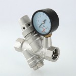 VT.082.N.04 Редуктор давления с фильтром и манометром Valtec 1/2"  - Вид №1