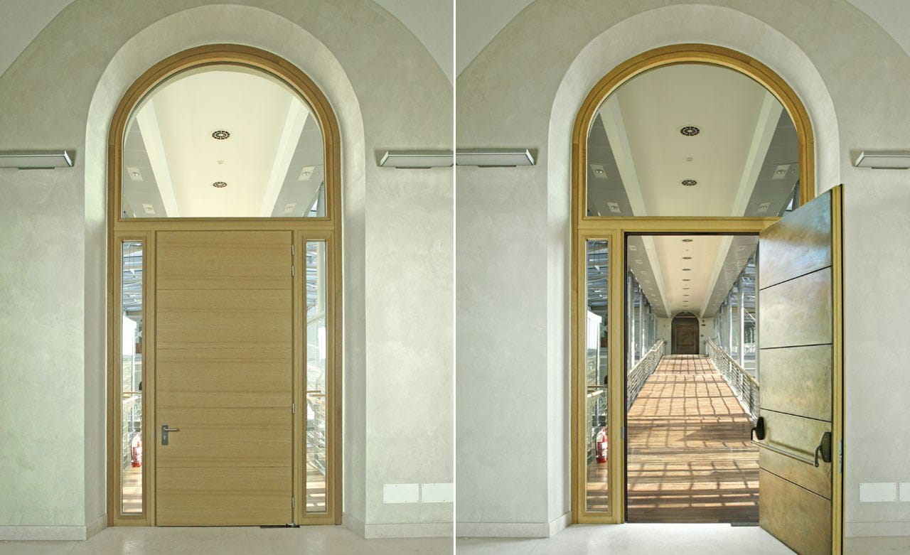 Входная дверь для наружного Capoferri Serramenti SA91 ARCH-00117594 - Вид №1