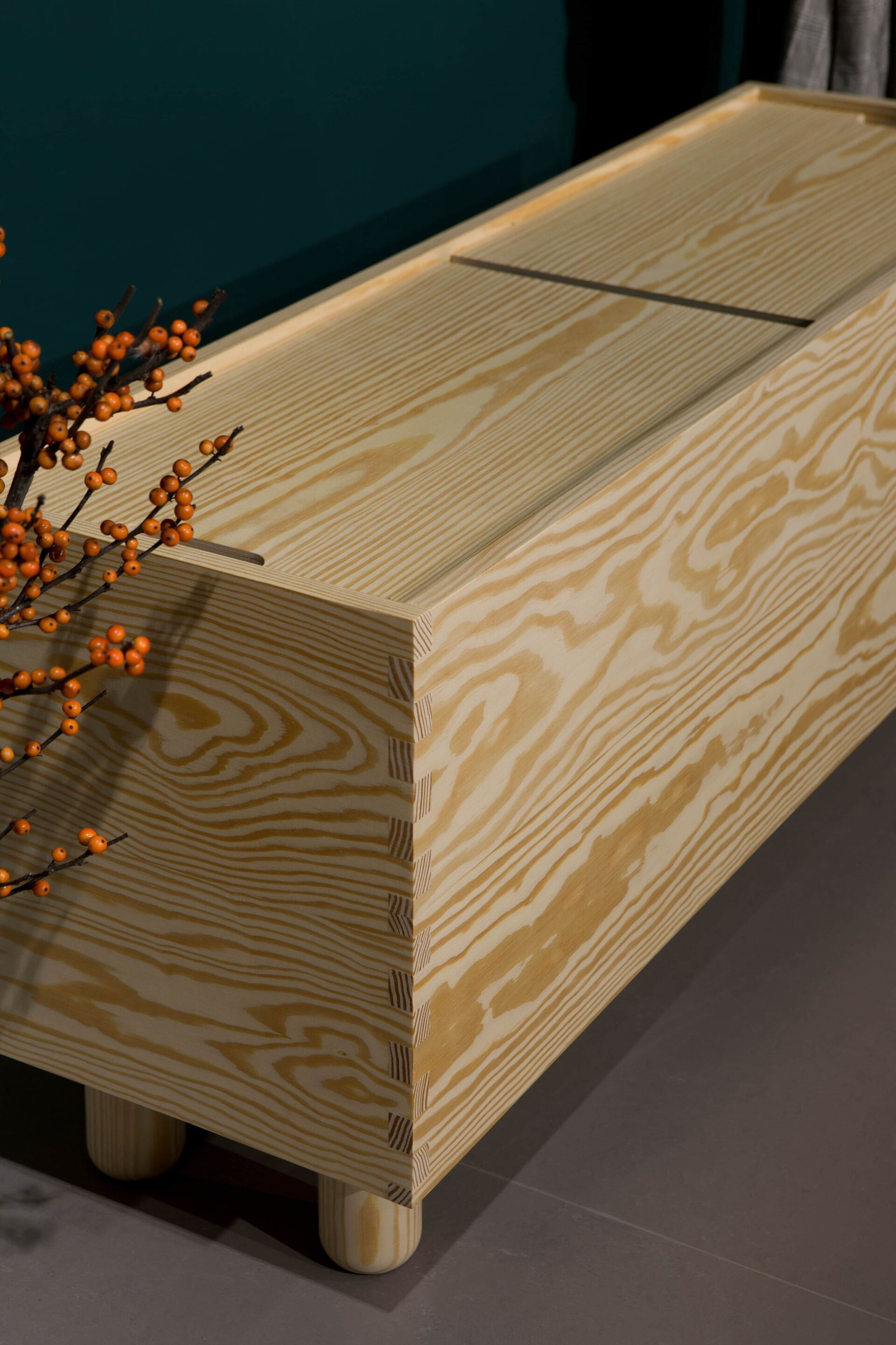 Прямоугольный Сосновый журнальный столик с отсеком для хранения Established&Sons Crate Series ARCH-00038663 - Вид №4