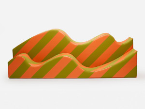 Диван с покрытием из ПВХ