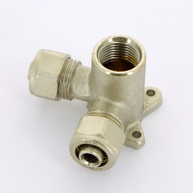 Водорозетка В проходная трехплоскостная обжим HENCO 16х1/2"х16 7160416 - Вид №1