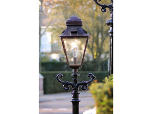 Латунный уличный фонарь