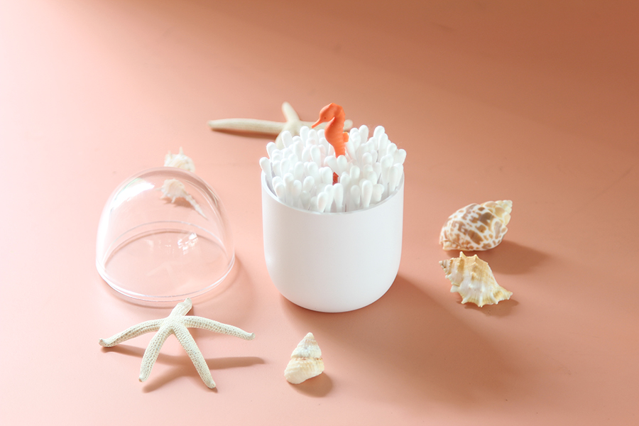 QL10314-CL-WH Контейнер для ватных палочек seahorse белый Qualy  - Вид №2