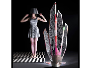 Переработанная пластиковая световая скульптура с фотокаталитической обработкой