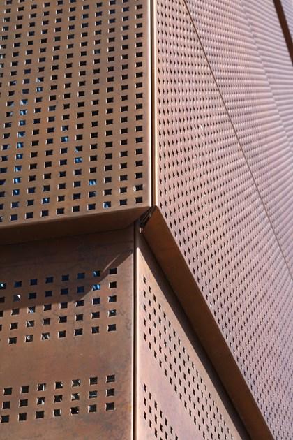 KME Architectural Solutions Перфорированный лист для облицовки фасада Tecu® design sun-id-1371222 - Вид №7