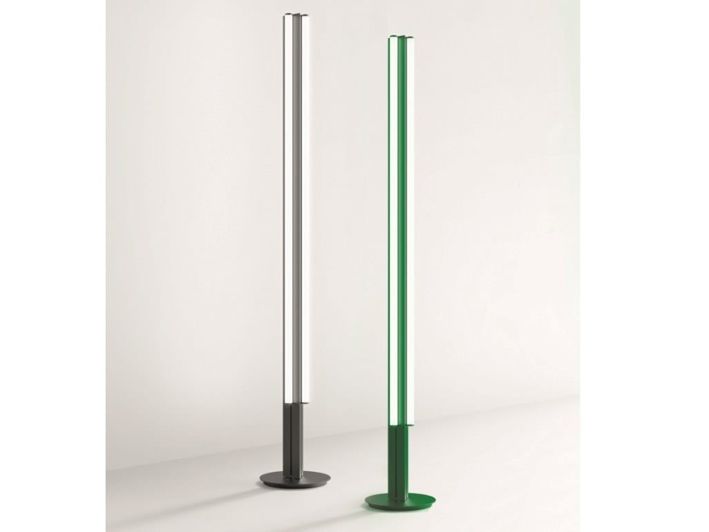 Металлический светодиодный торшер Artemide Dreispitz ARCH-00077077