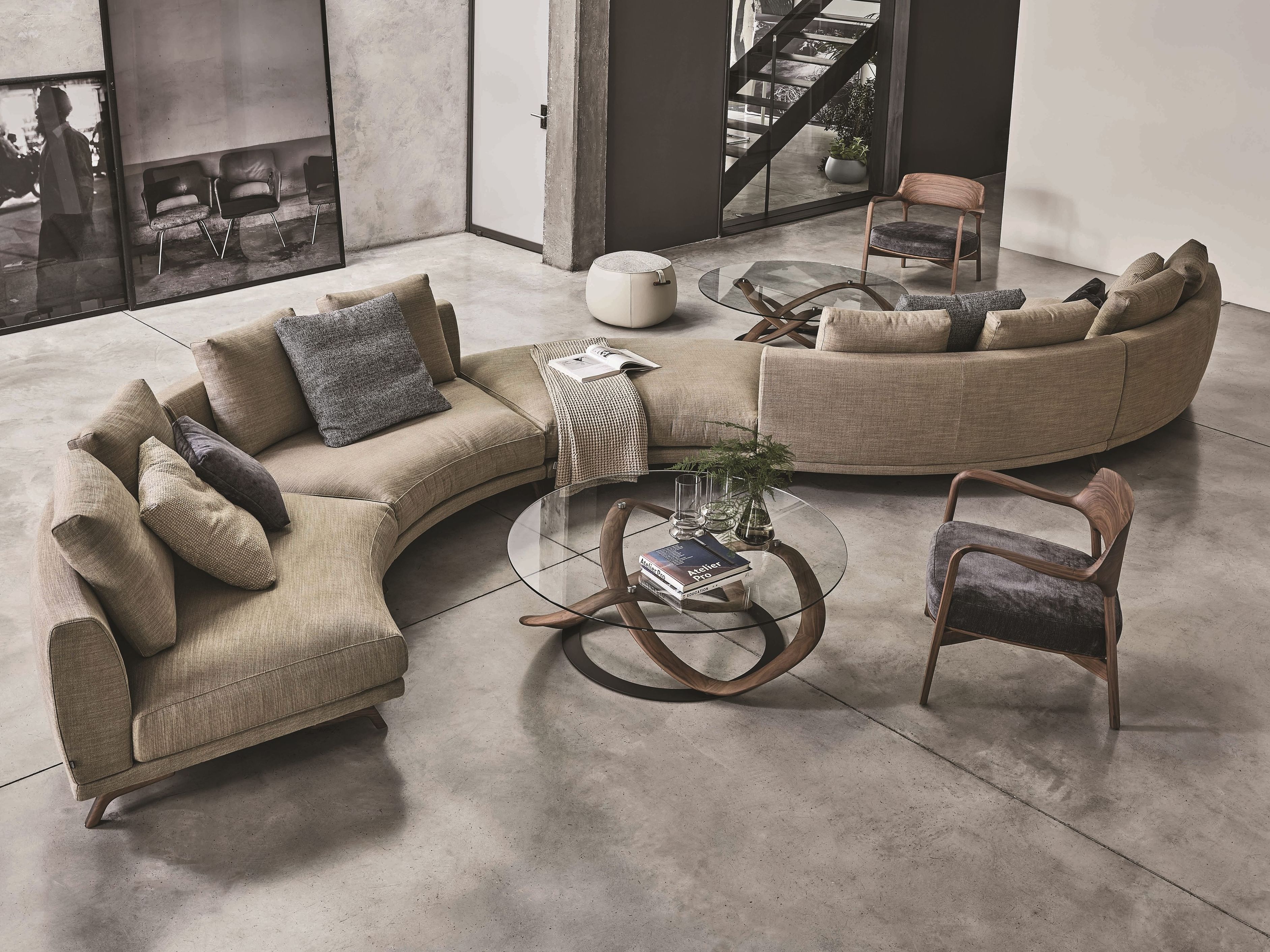 Изогнутый диван из ткани Porada Soul ARCH-00071442