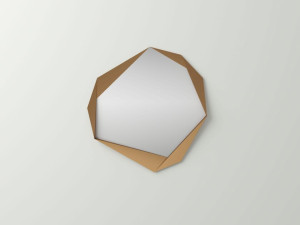 Настенное зеркало