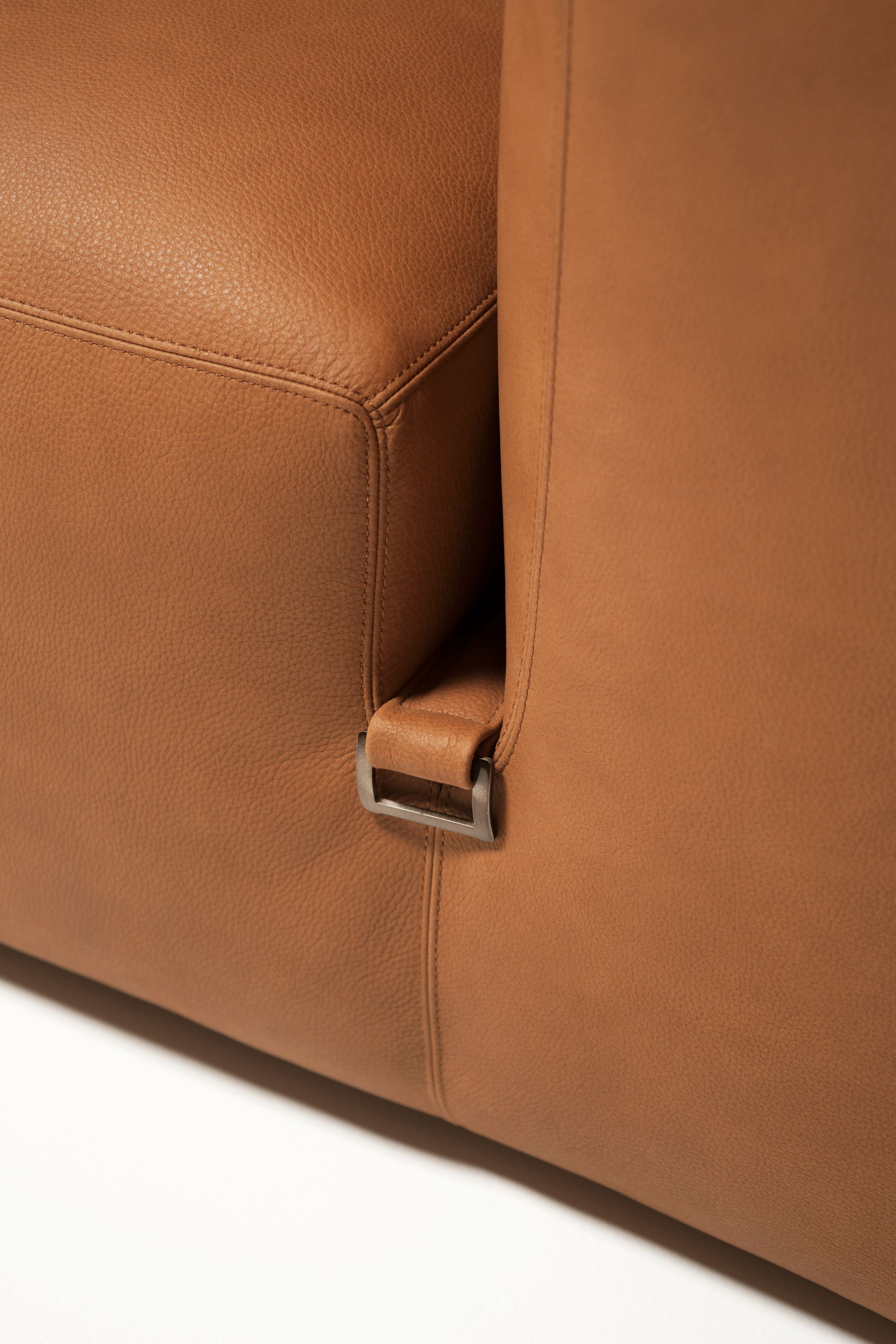 Кожаное кресло с подлокотниками Tacchini Le Mura ARCH-00030060 - Вид №3