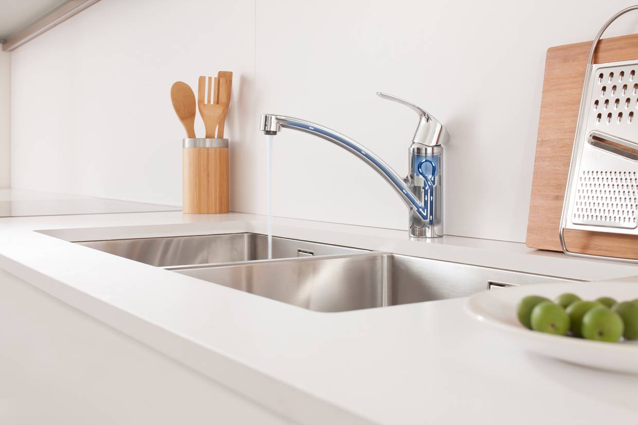 Смеситель для кухни GROHE Eurosmart new с низким изливом, хром (33281002) - Вид №3