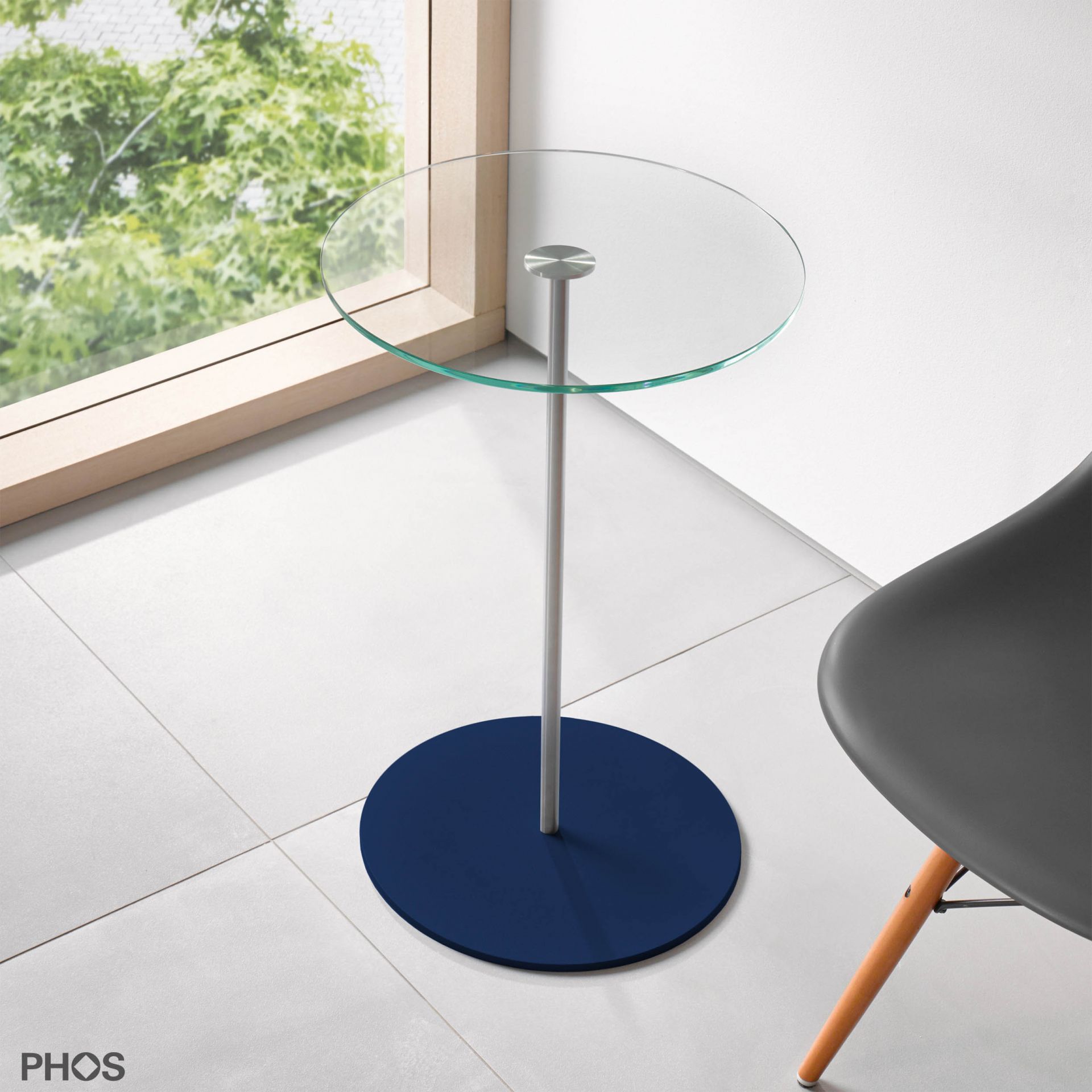 BT600G-BPB Приставной столик со стеклянной полкой, высота 60 см, основание: синее PHOS 