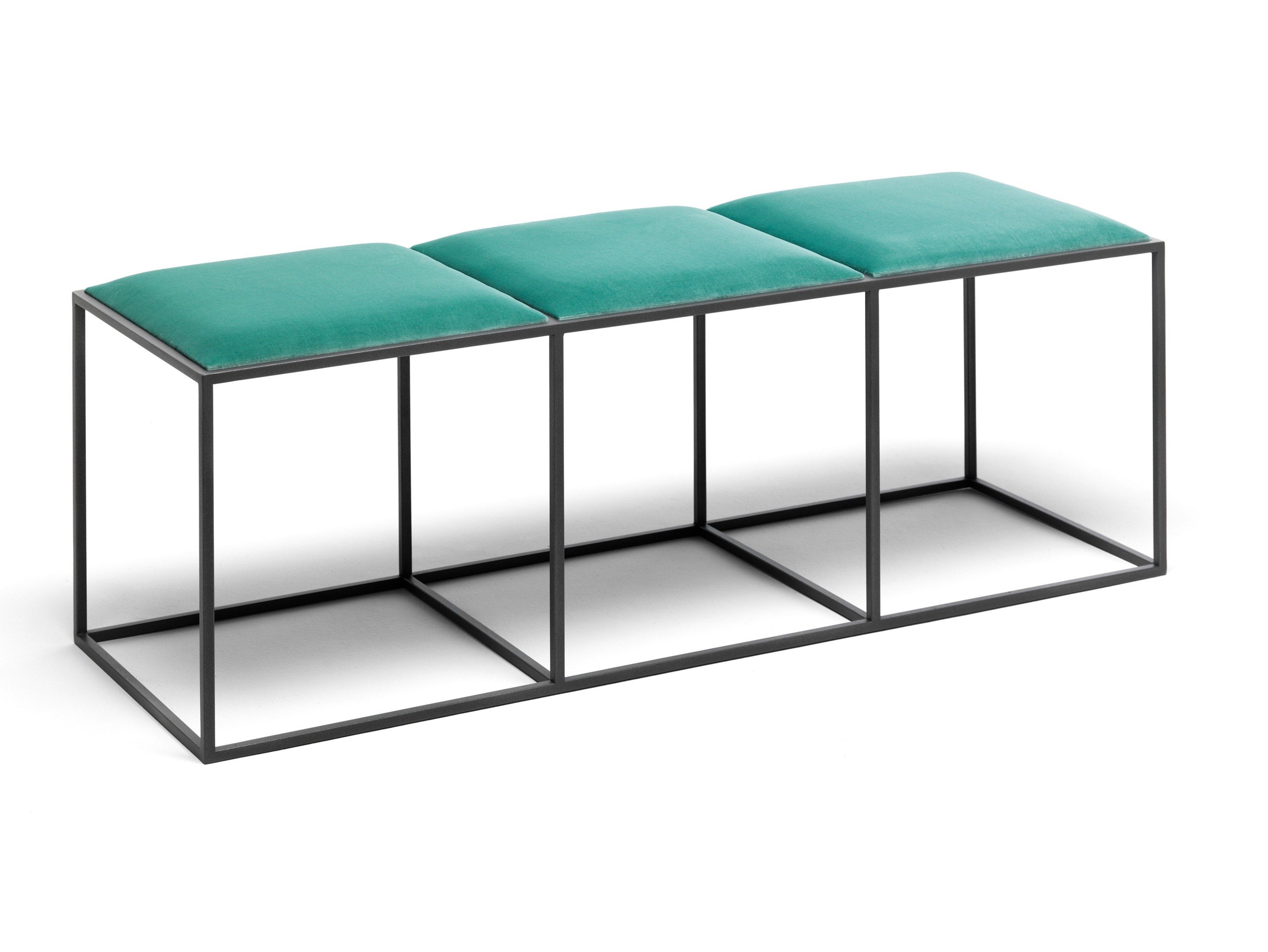 Стальная скамья с бархатным сиденьем EPÒNIMO Gotham ARCH-00099704 - Вид №1