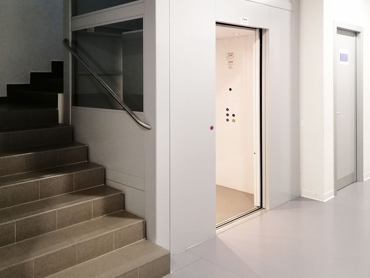 Внутренний гидравлический мини-датчик NOVA Elevators Люкс ARCH-00037331 - Вид №3