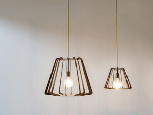 Окрашенный металлический подвесной светильник